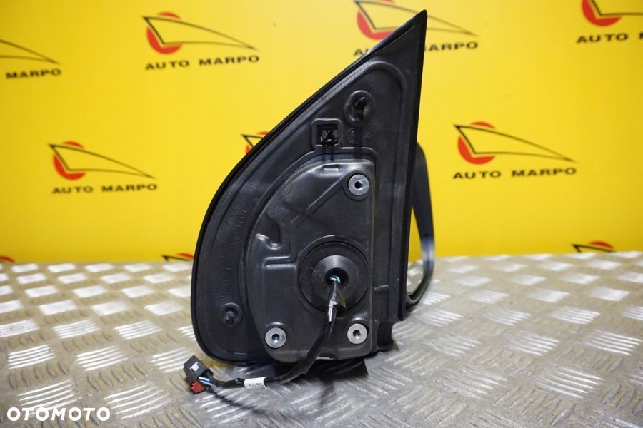 GM CHEVROLET COLORADO 2018 - 2022 Lusterko Zewnętrzne Prawe 5 Pin USA - 6