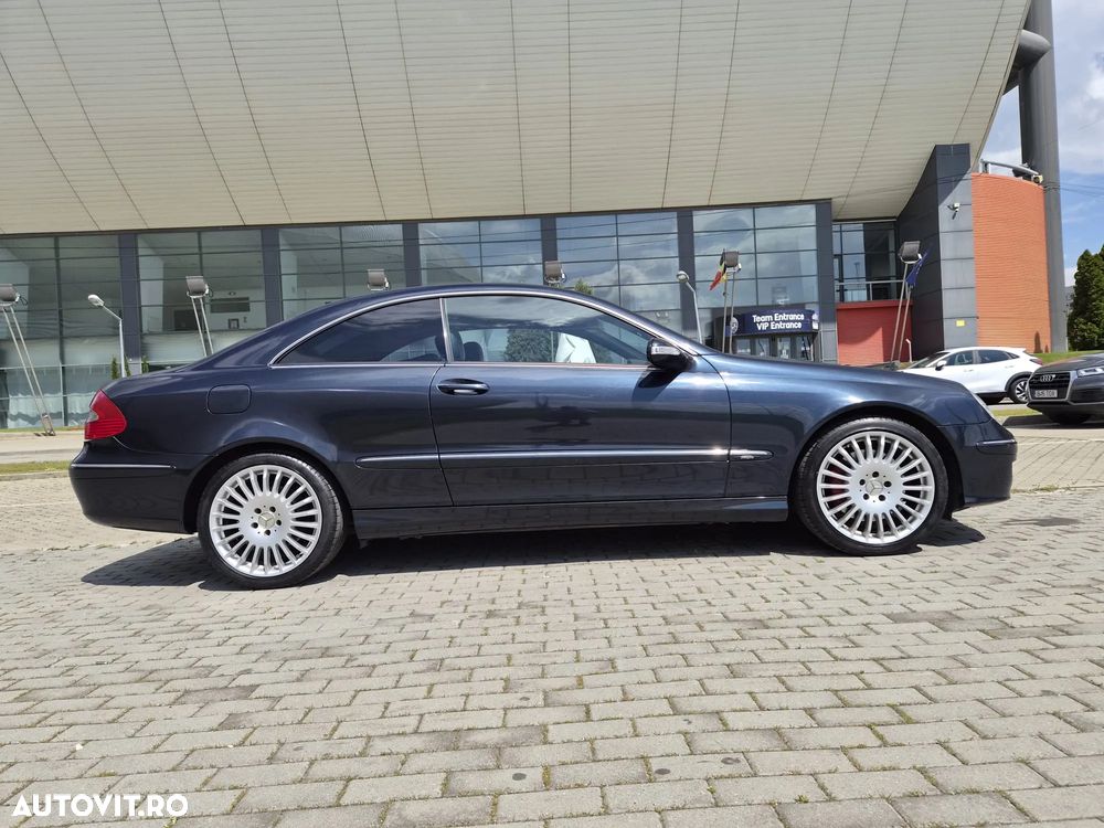 Mercedes-Benz CLK - 8