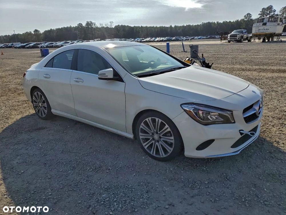 Mercedes-Benz CLA 250 4Matic 7G-DCT - 1