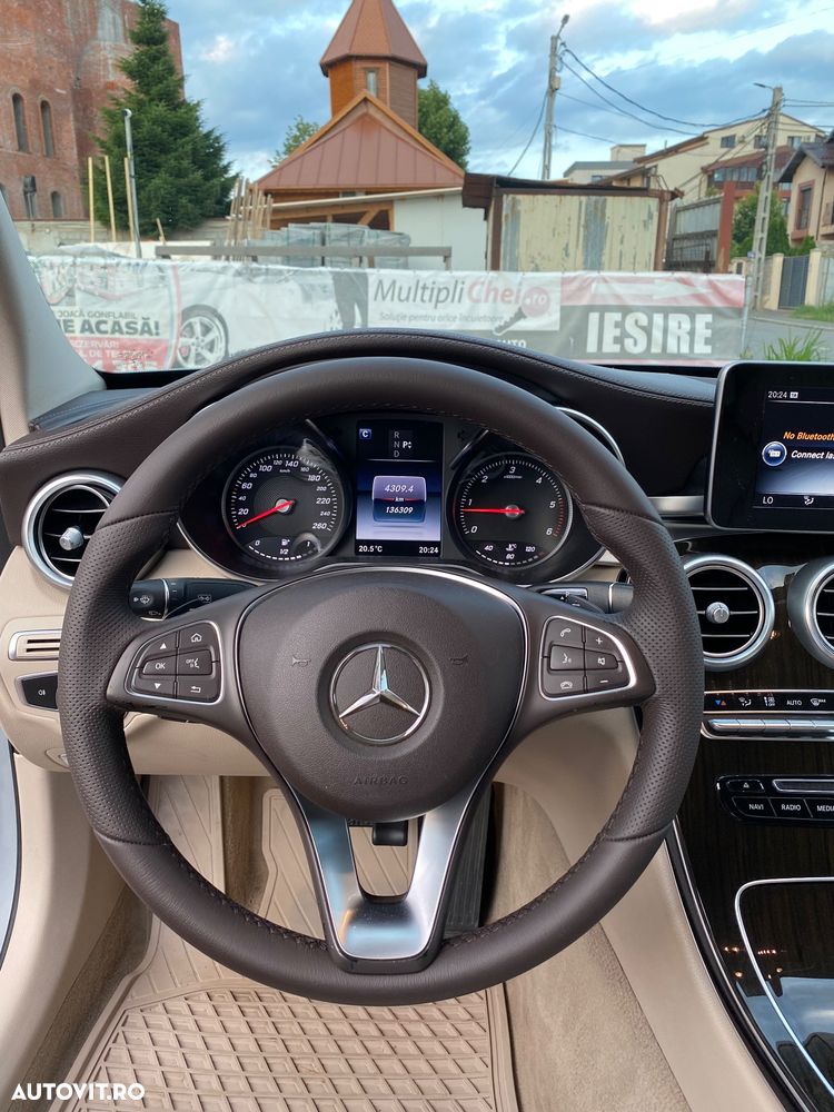 Mercedes-Benz C - 10