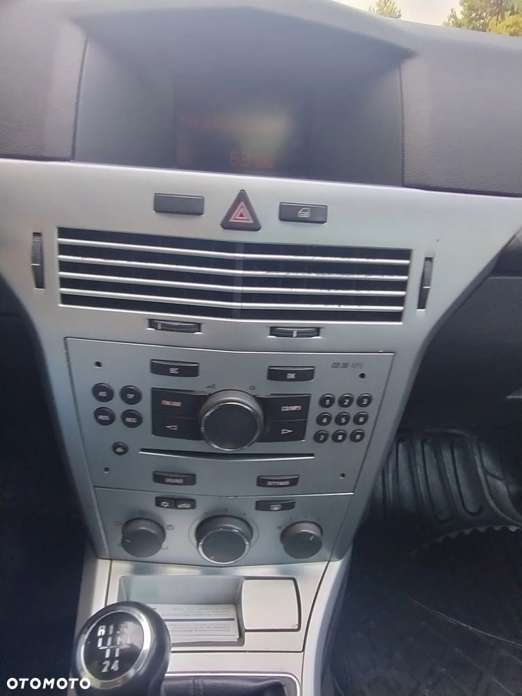 Opel Astra - 9