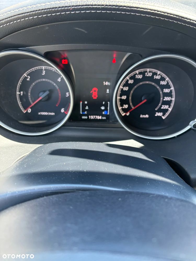 Mitsubishi Outlander 2.0 DID Intense + - 7