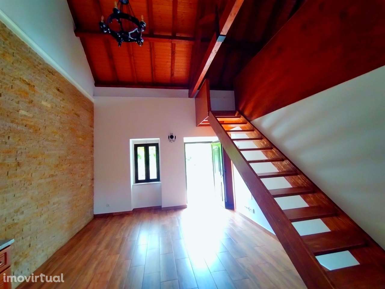 Moradia T1+1 / Terreno / Reguengo do Fétal / Batalha - Grande imagem: 3/12