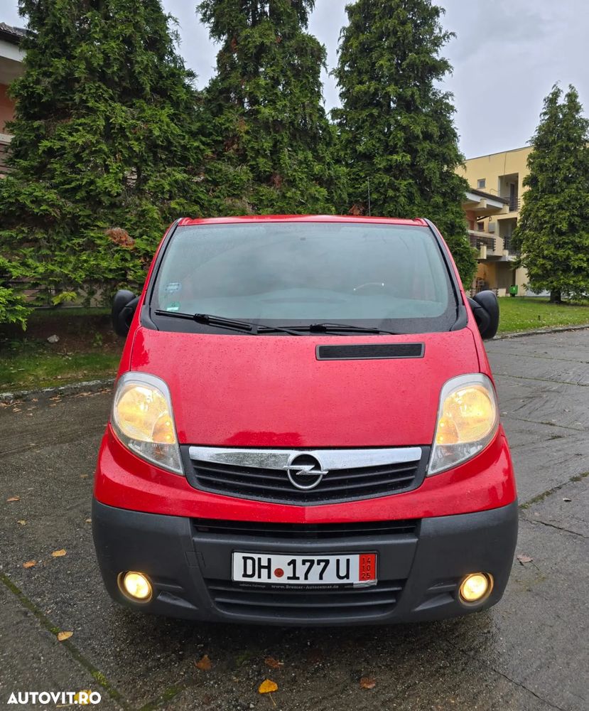 Opel Vivaro - 10