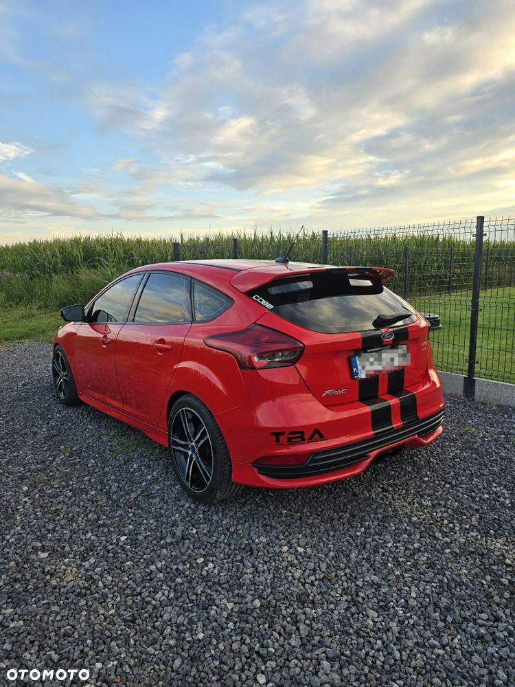 Ford Focus - 4