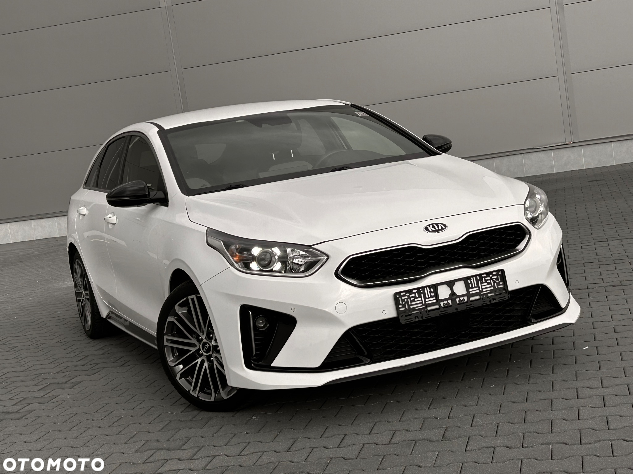 Kia ProCeed 1.6 CRDi DCT7 SCR GT LINE - 11