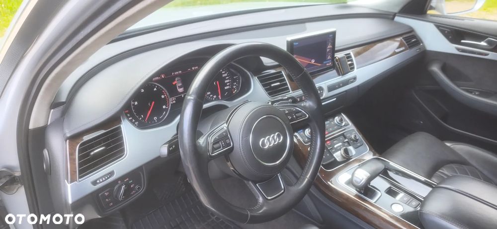 Audi A8 4.2 TDI Quattro - 9