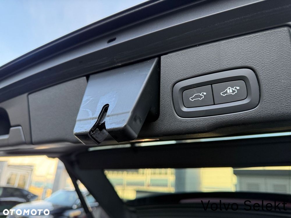 Volvo XC 60 - 32