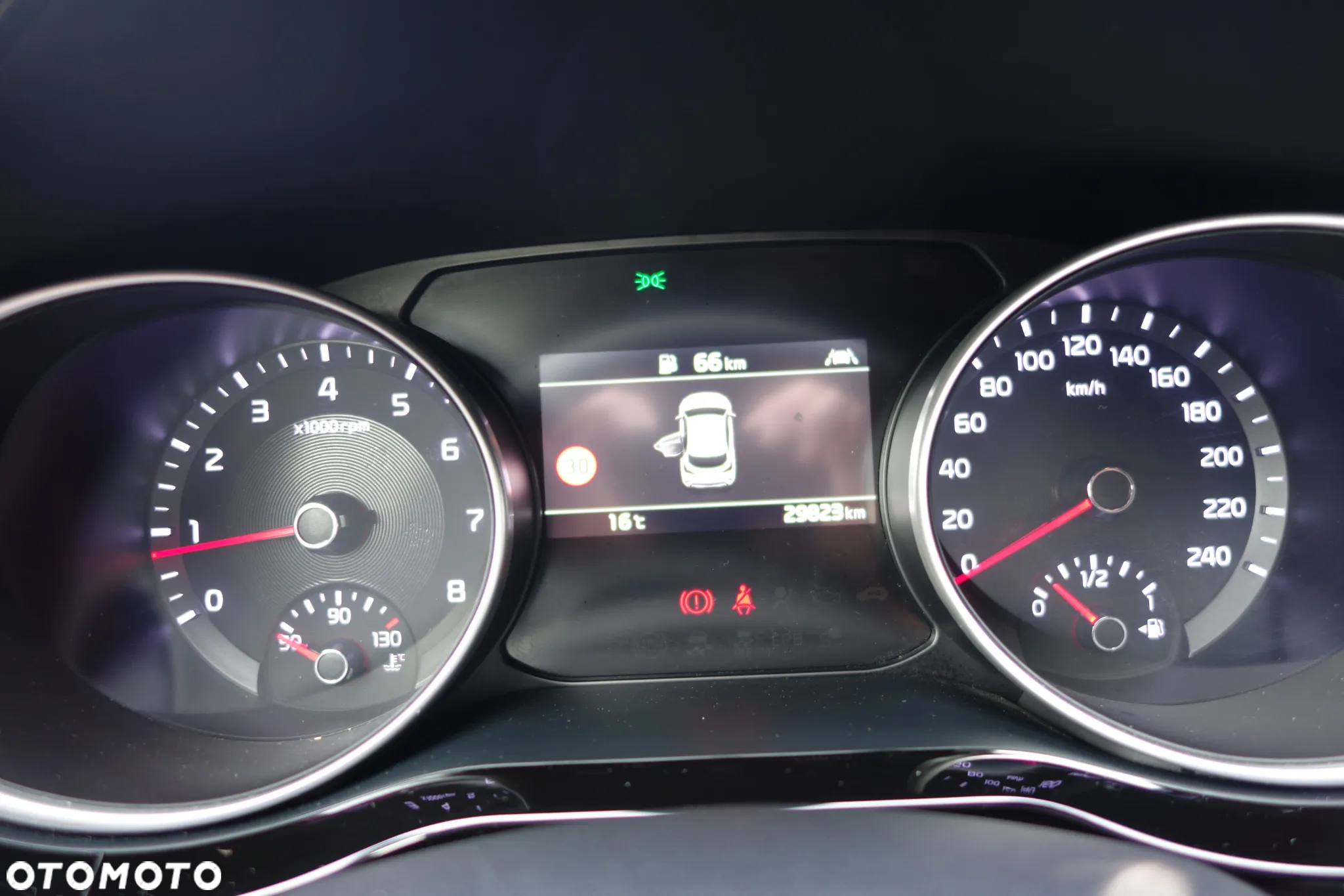 Kia XCeed 1.5 T-GDI L Business Line - 31
