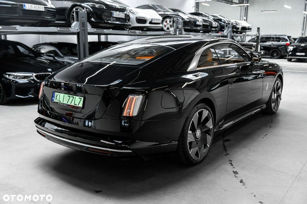 Rolls-Royce Spectre - 11