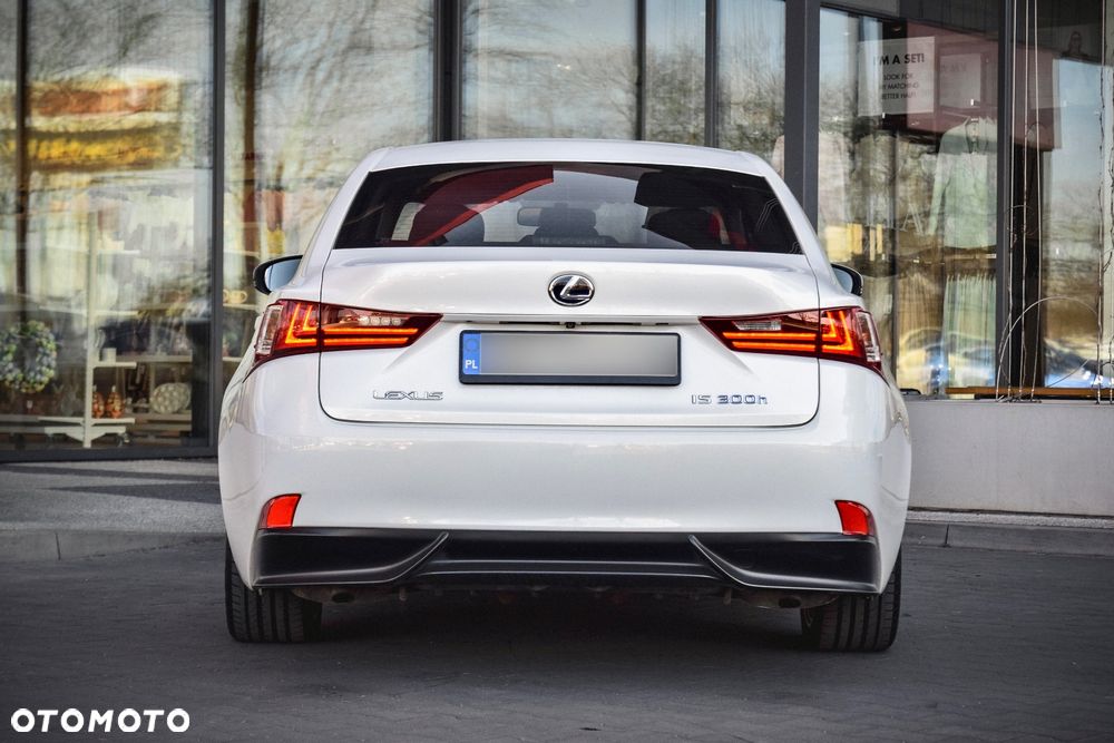 Lexus IS 300h F Impression EU6 - 5