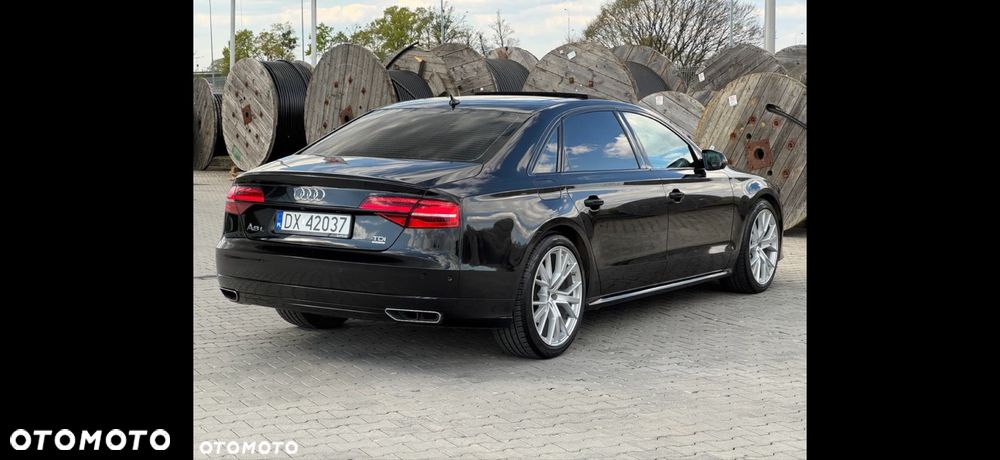 Audi A8 - 6