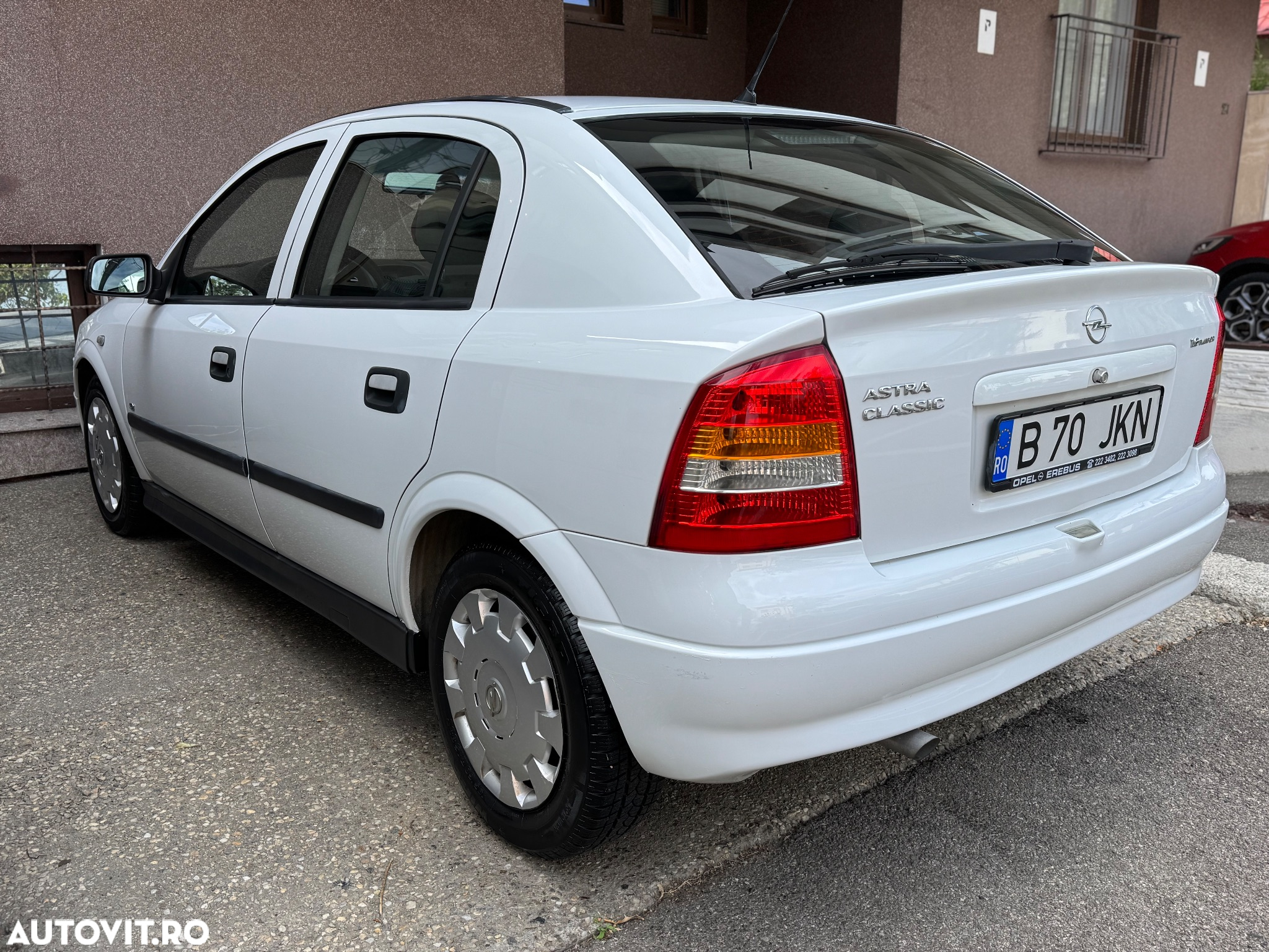 Opel Astra Classic 1.6i - 3