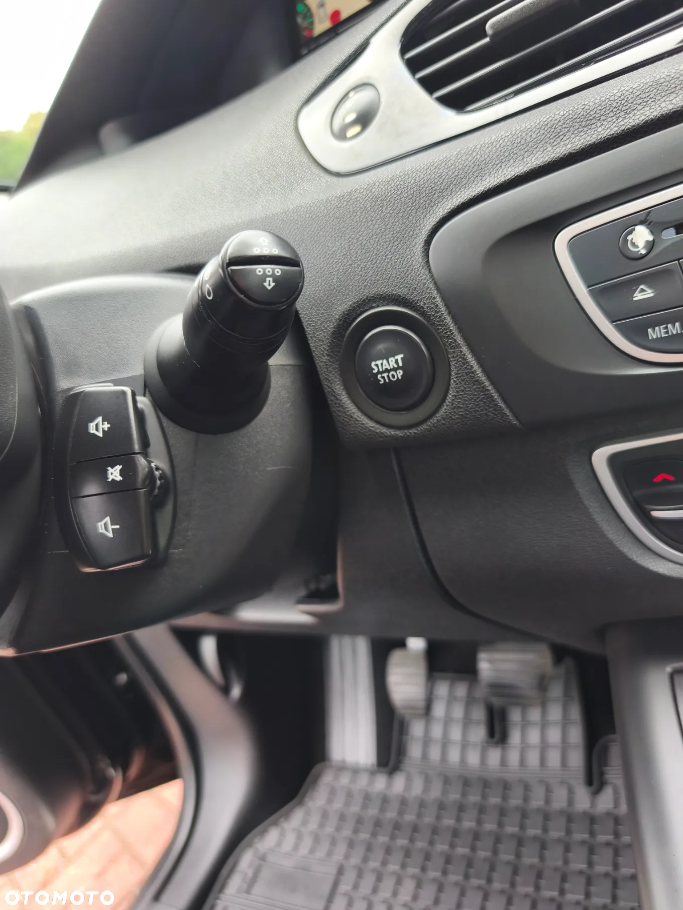 Renault Scenic - 20