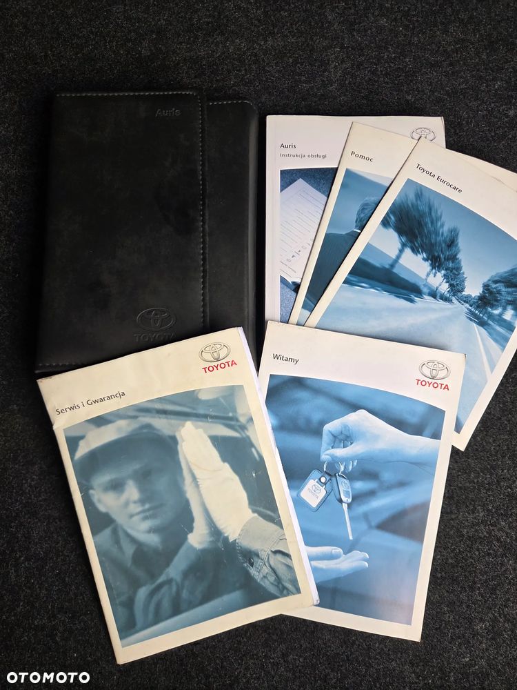 Toyota Auris 1.4 D-4D Terra - 31