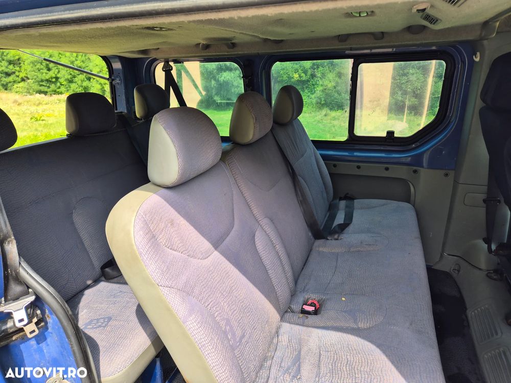 Renault Trafic - 12