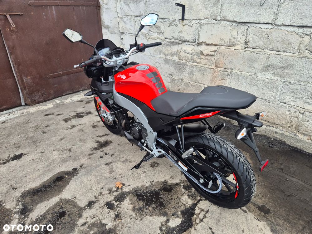 Aprilia Tuono - 13