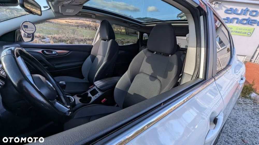 Nissan Qashqai - 12
