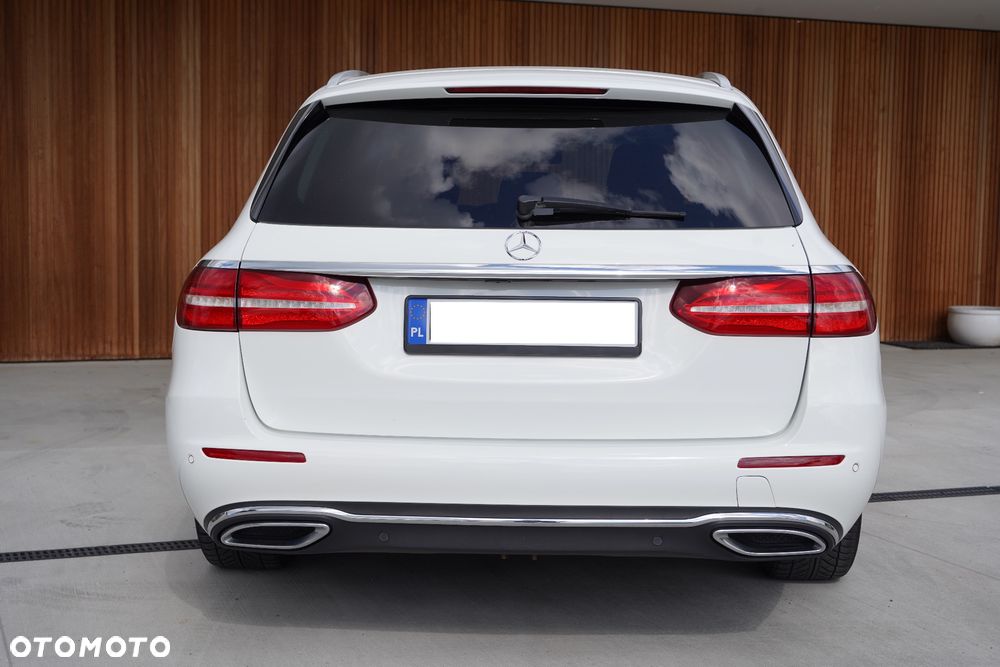 Mercedes-Benz Klasa E 220 d 9G-TRONIC - 8