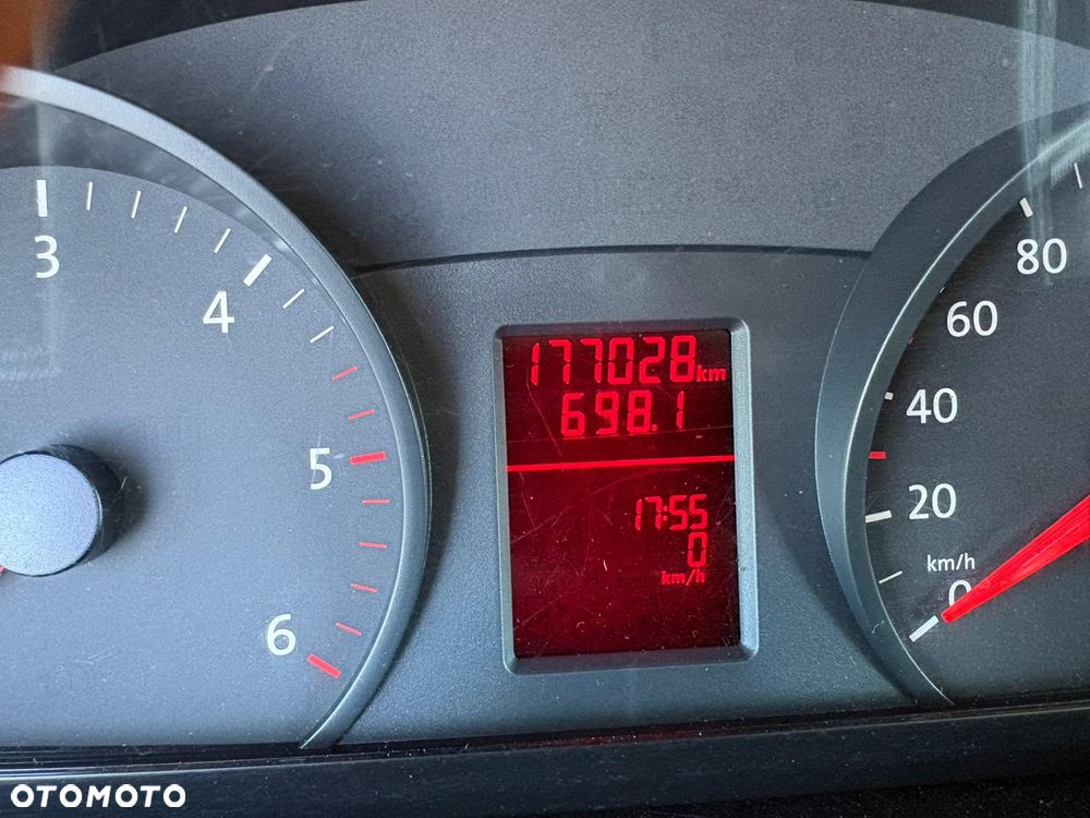 Volkswagen CRAFTER - 8