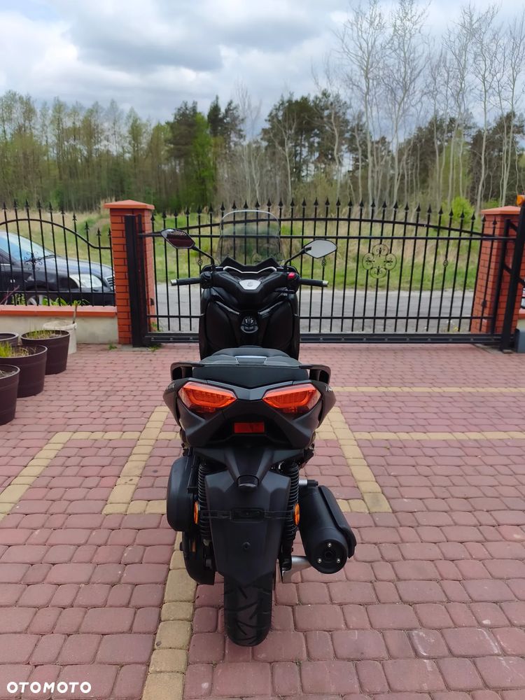 Yamaha X-max - 22