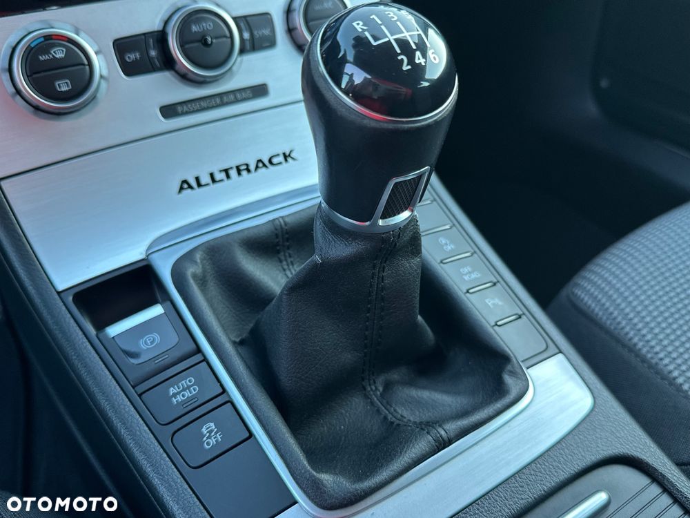 Volkswagen Passat 2.0 TDI DPF Highline - 35