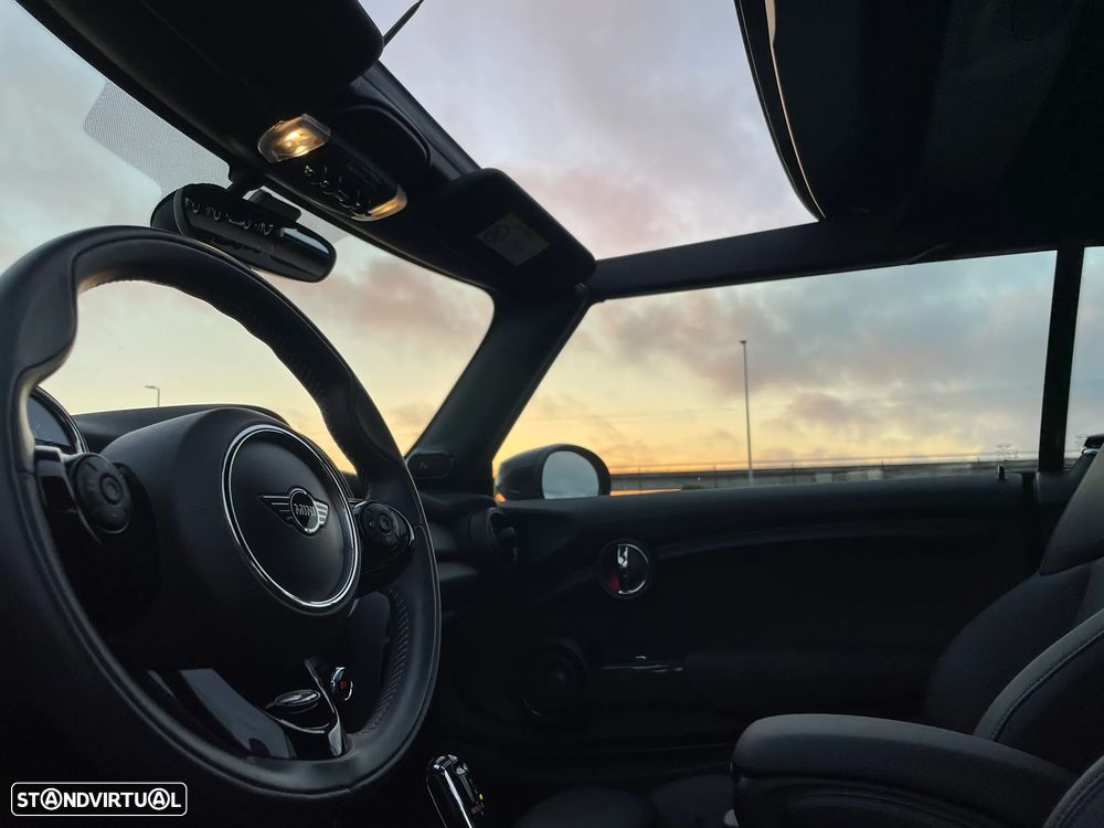 MINI Cabrio Cooper Auto. - 43
