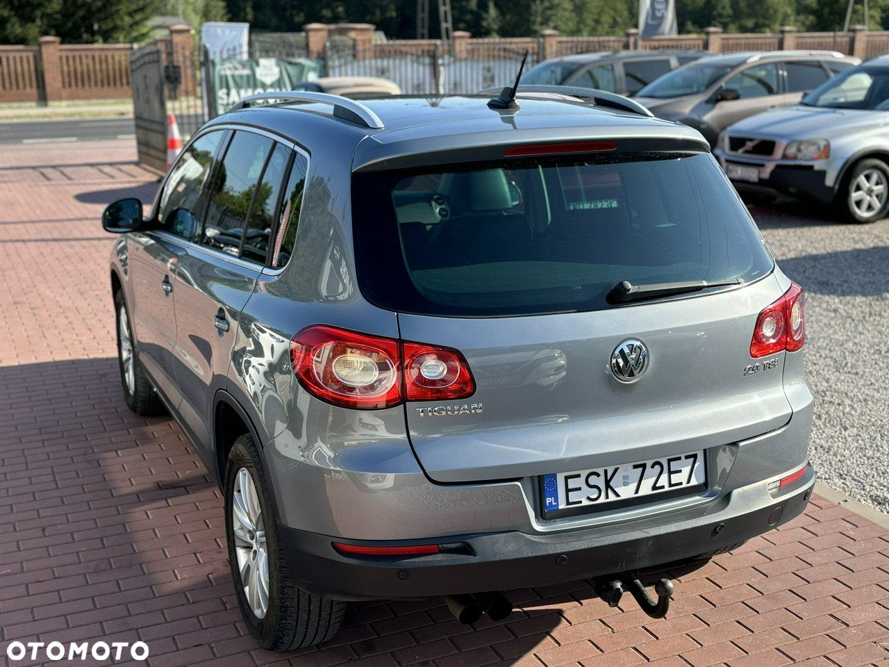 Volkswagen Tiguan - 11