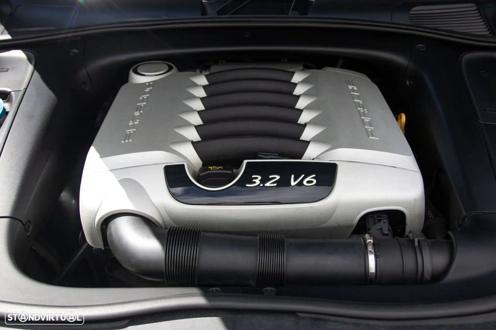 Porsche Cayenne Tiptronic - 27