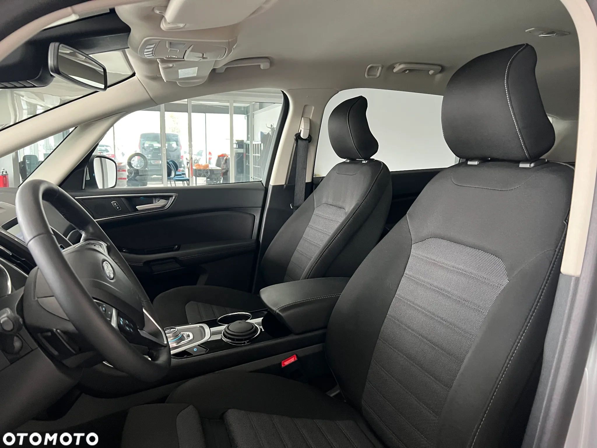 Ford S-Max 2.0 EcoBlue Titanium - 21