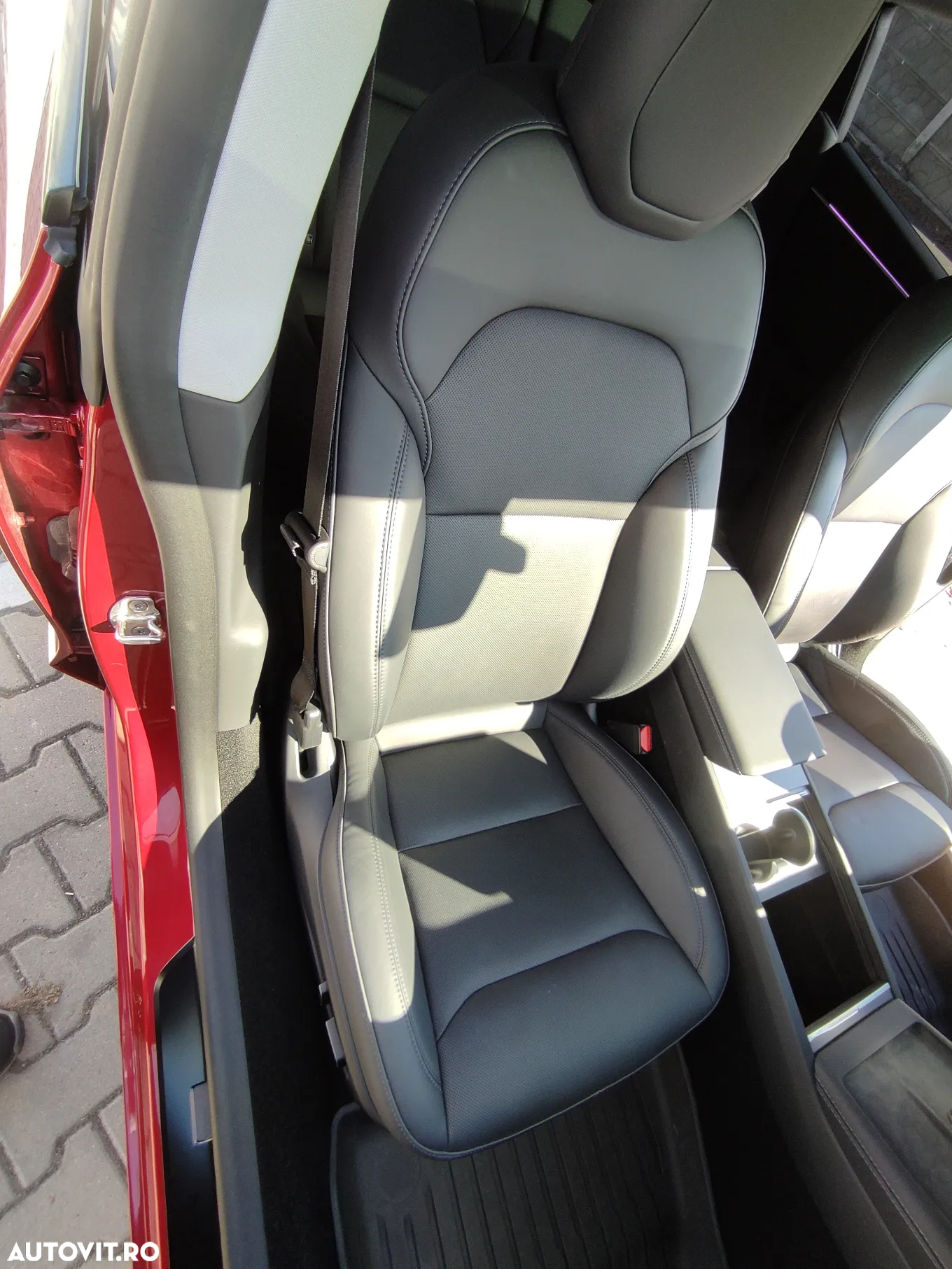 Tesla Model 3 - 14