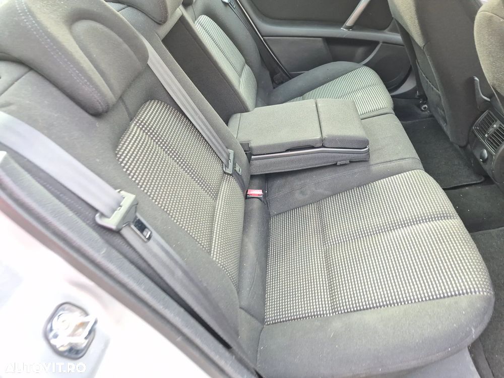Peugeot 407 HDi 135 Automatik Sport - 26