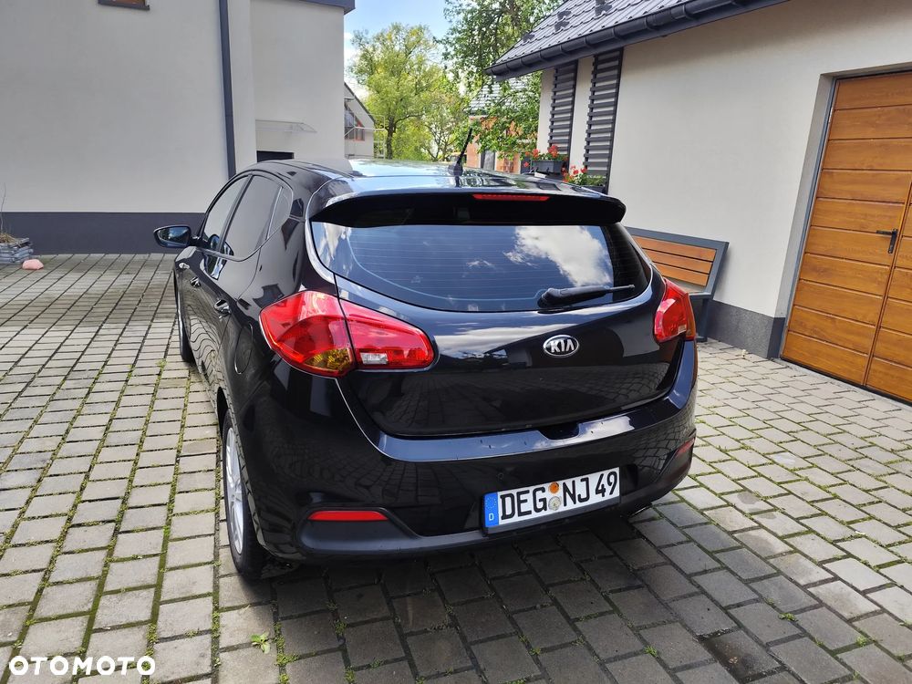Kia Ceed - 14