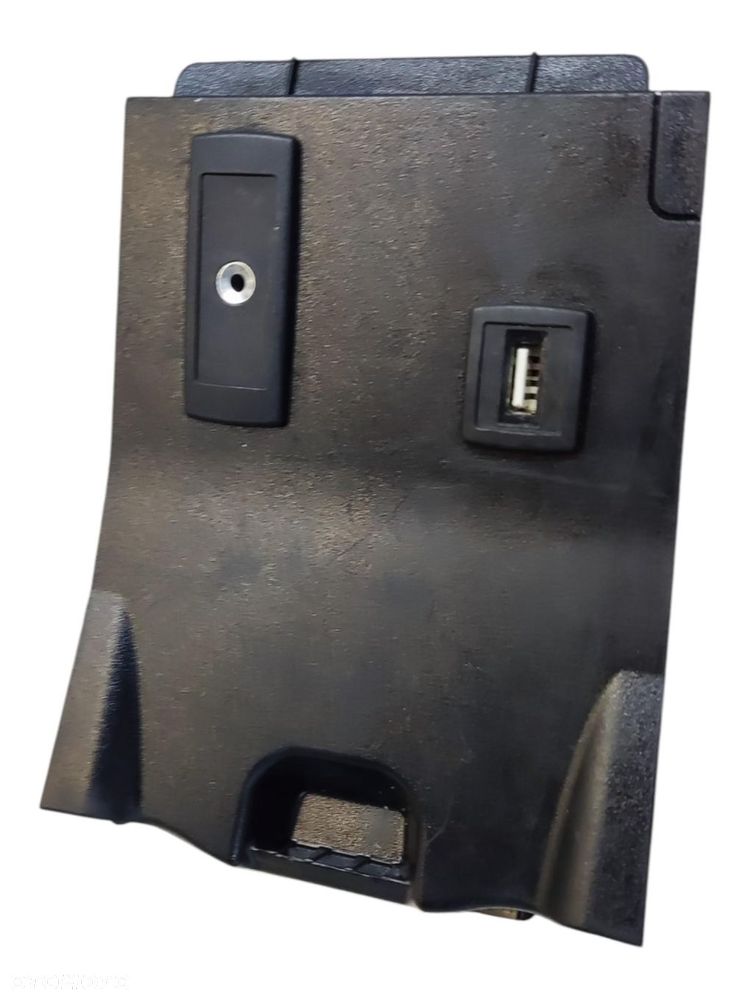 MERCEDES B KLASA W246 GNIAZDO USB AUX  A0009000802 - 4