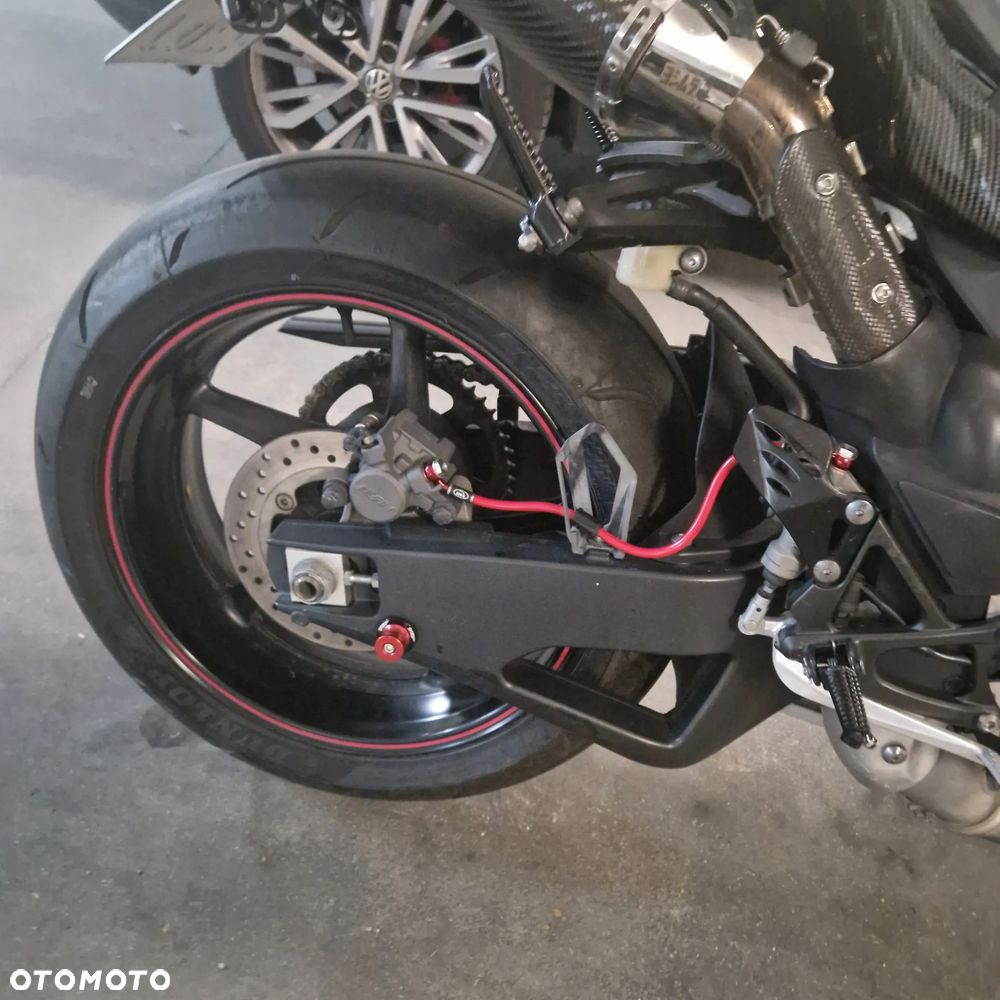 Yamaha YZF - 3
