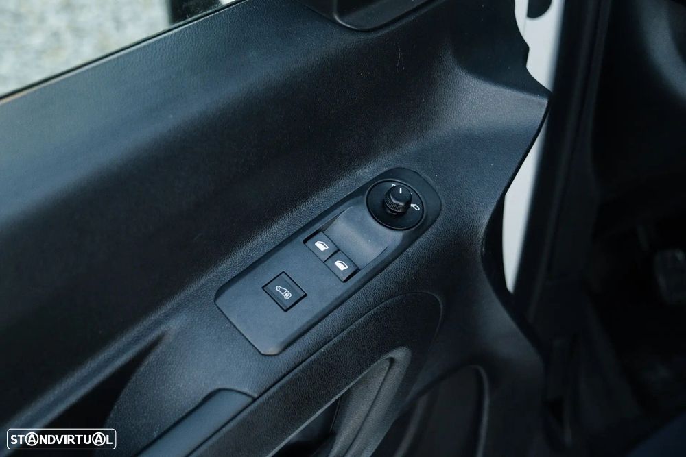 Peugeot Partner - 24