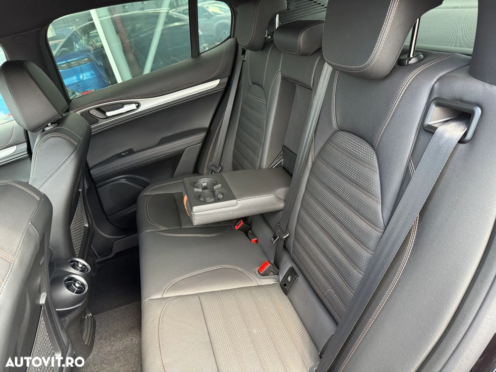 Alfa Romeo Stelvio 2.0 Turbo AWD AT8 Intensa - 25