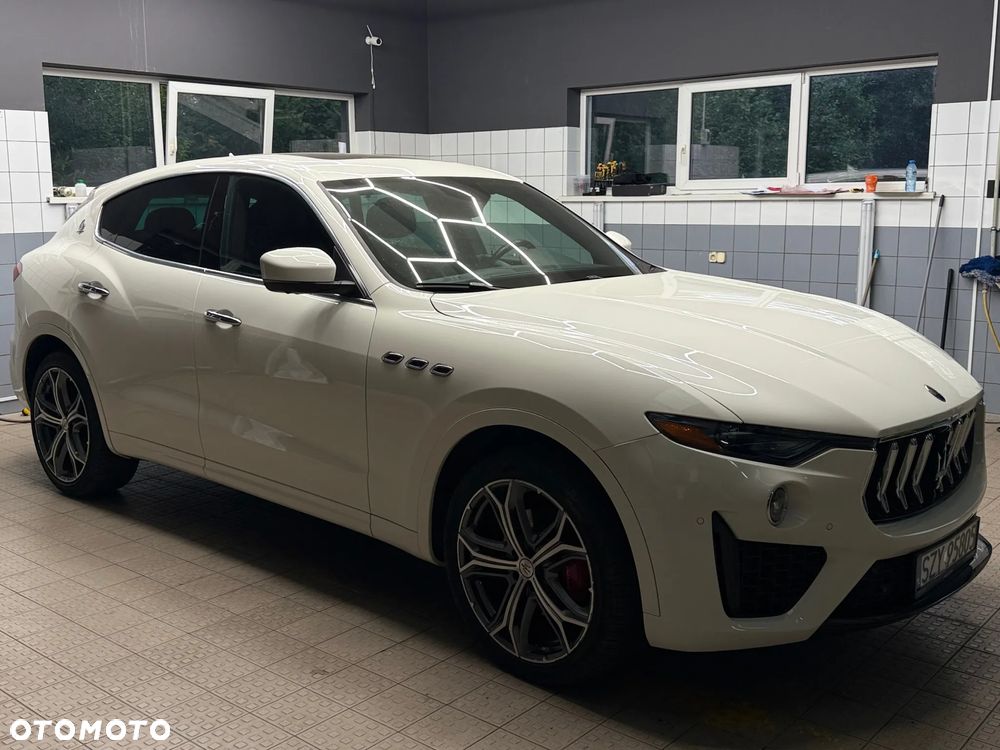 Maserati Levante Q4 GranSport - 7