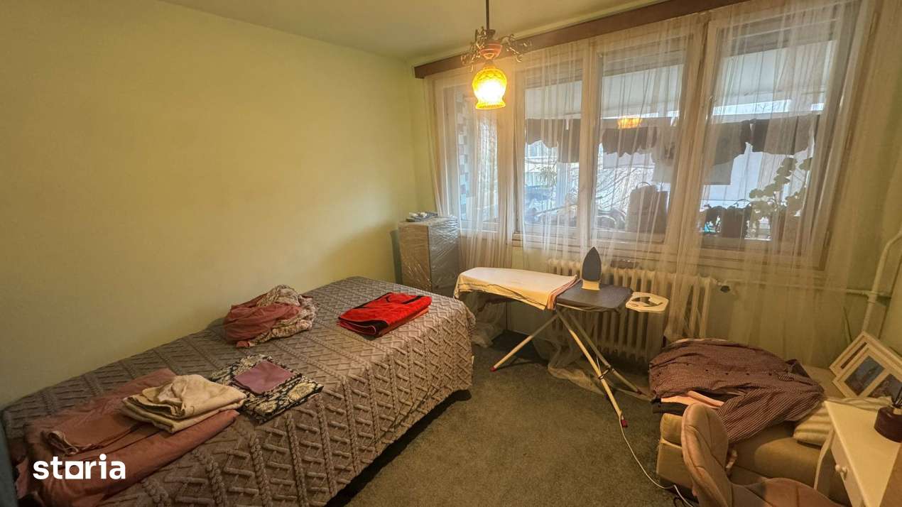 Pret Atractiv|Ap 4 Camere |Metrou Gorjului- 4 min| 4/4| De renovat - Imagine principală: 4/11
