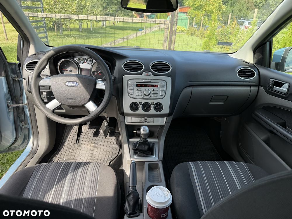 Ford Focus - 8
