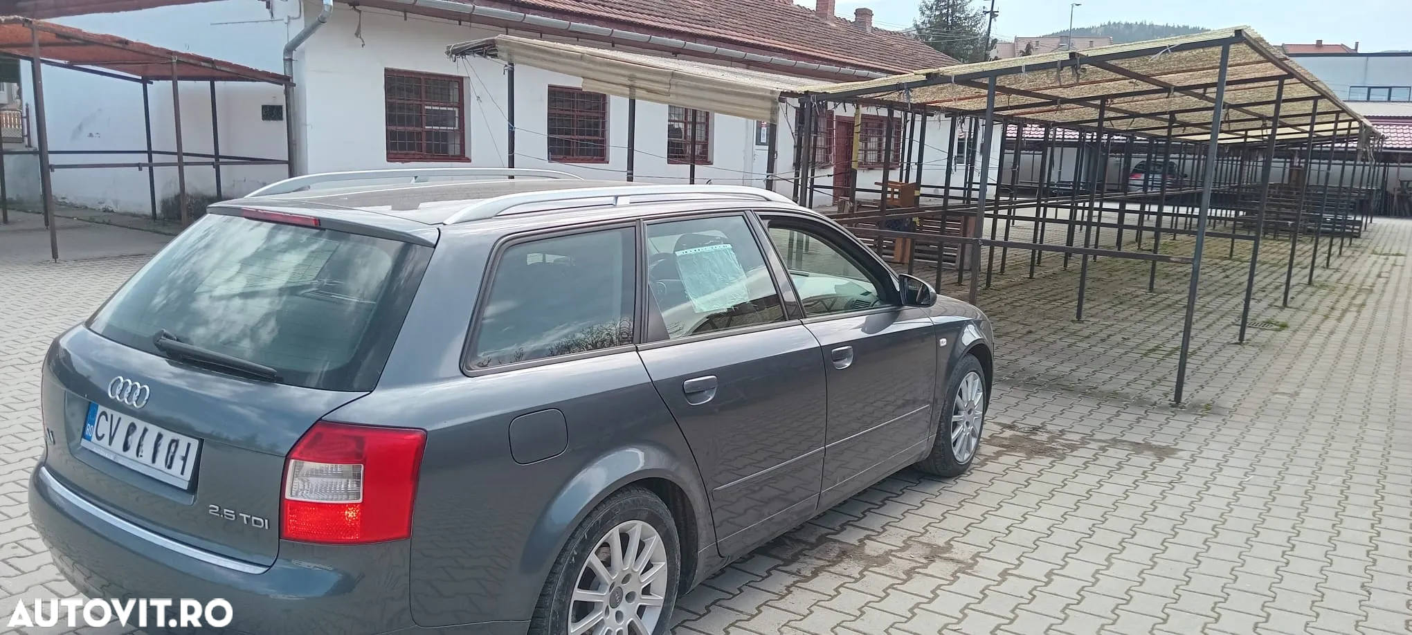 Audi A4 Avant 2.5 TDI - 5