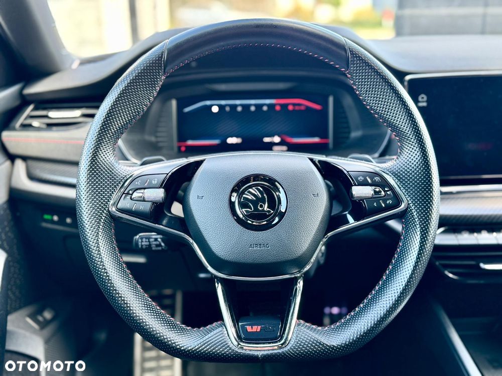 Skoda Octavia 2.0 TDI DSG 4x4 RS Plus - 33