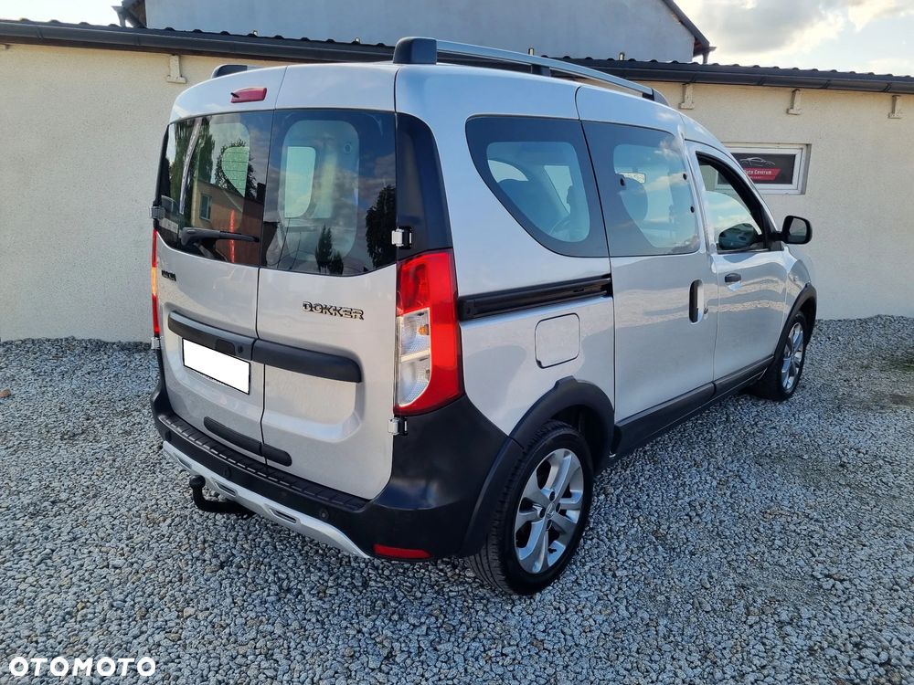 Dacia Dokker TCe 115 Stepway Celebration - 3