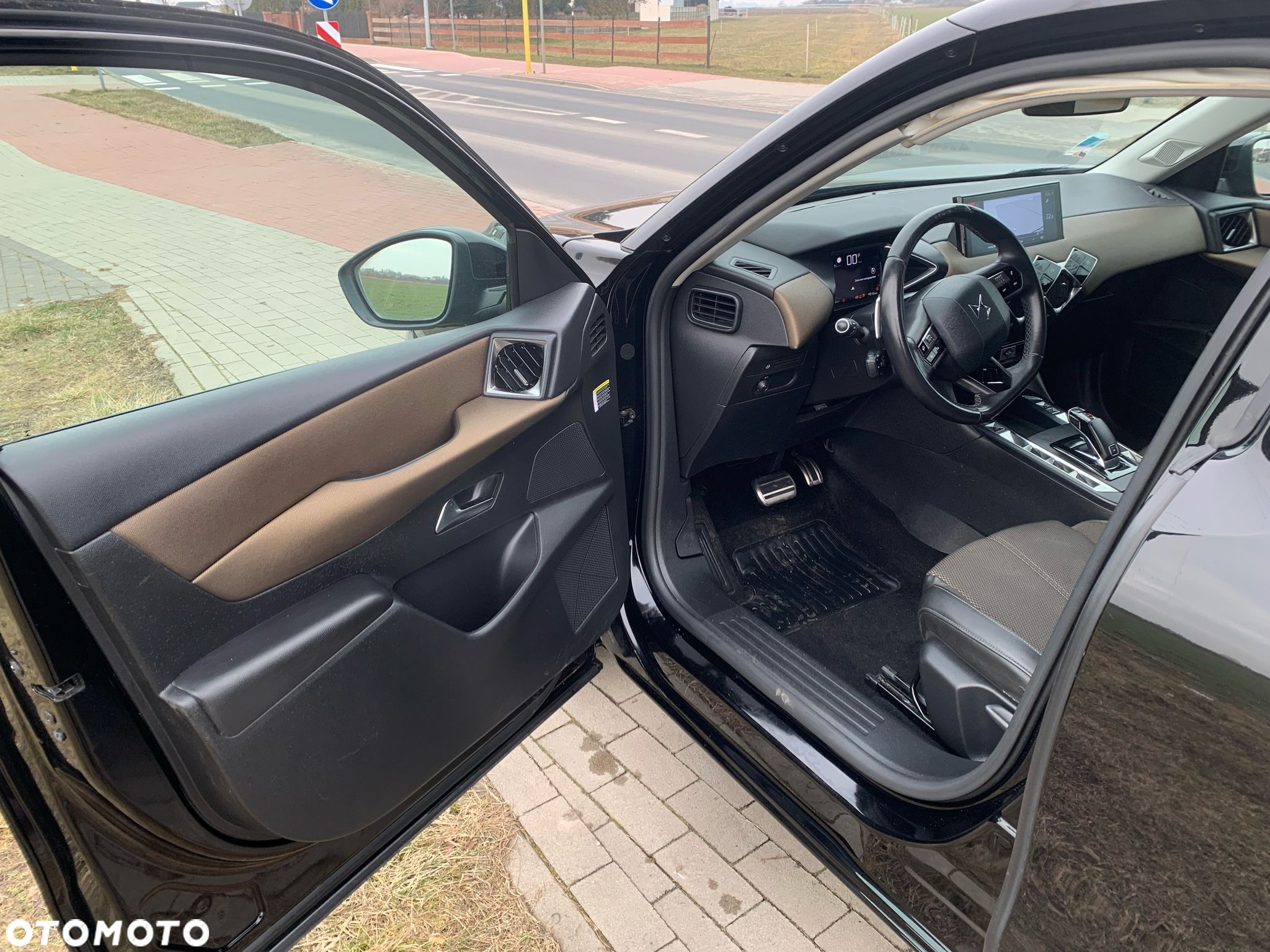 DS Automobiles DS 3 Crossback BlueHDi 130 Esprit de Voyage - 28