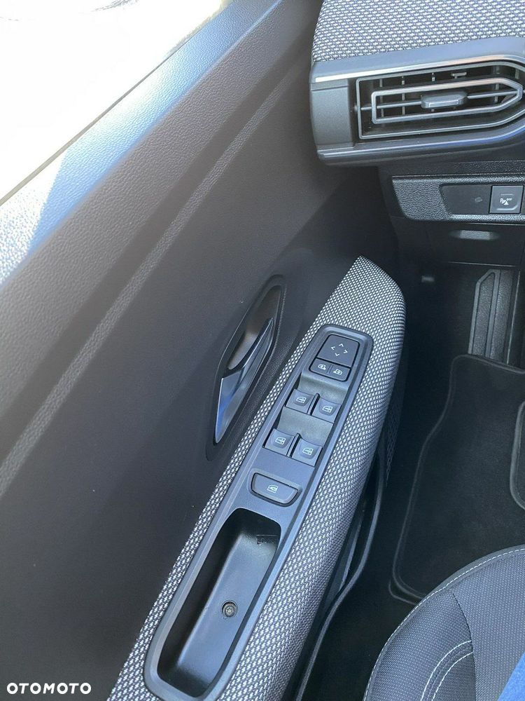 Dacia Sandero - 20