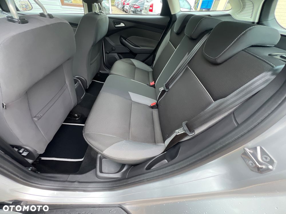 Ford Focus 1.6 TDCi DPF Champions Edition - 12