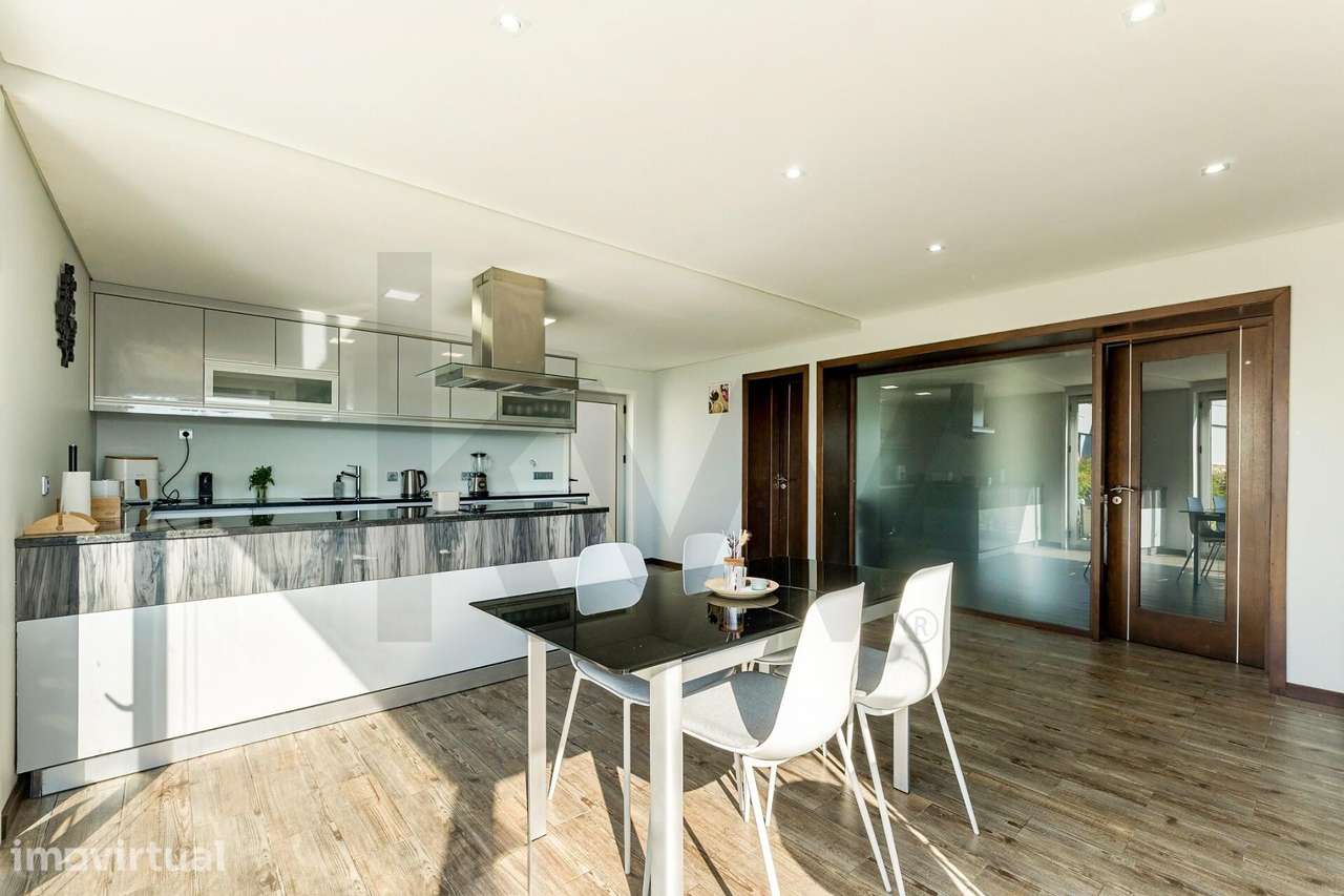 Espaço, Luz e Privacidade | Moradia T3 com 903 m2 de Terreno e Suite e - Grande imagem: 2/24