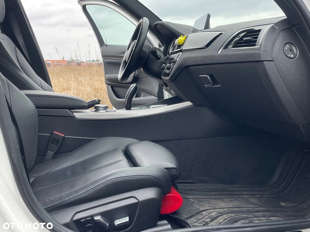 BMW Seria 1 118i M Sport Shadow - 14