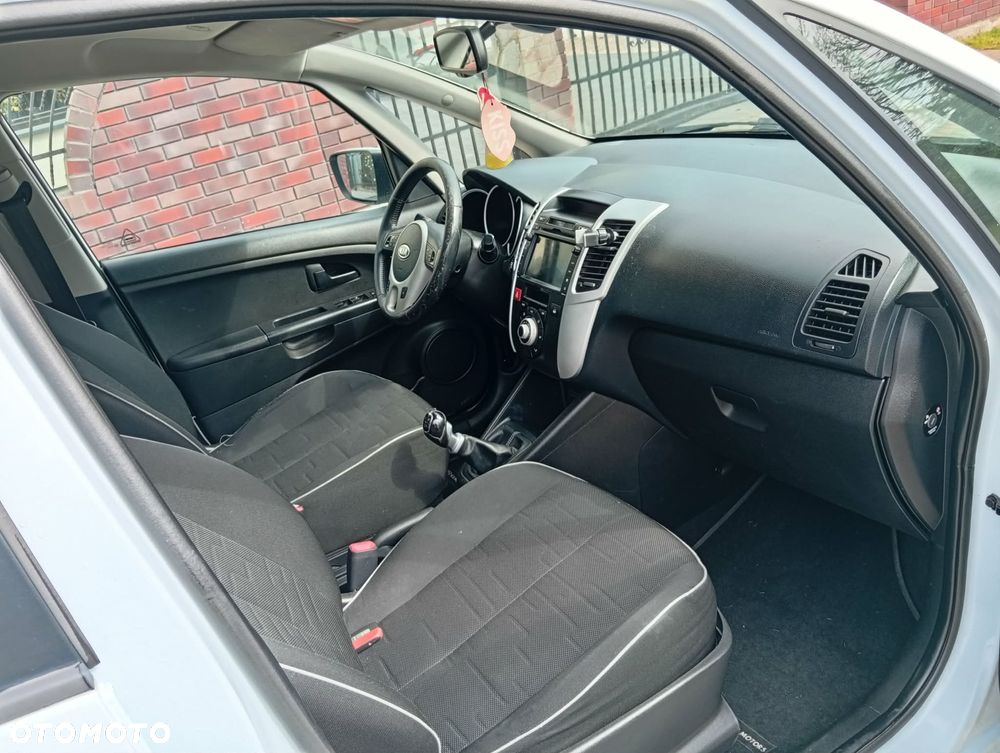 Kia Venga 1.6 CRDi XL - 2