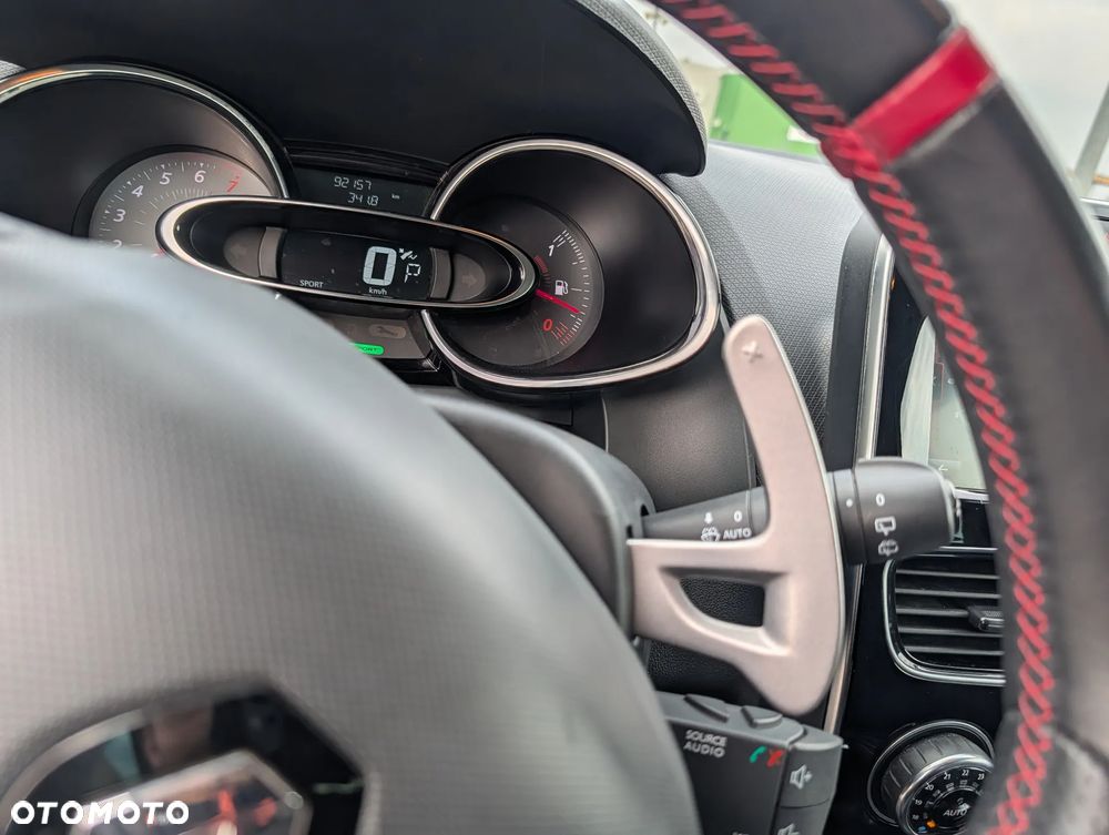 Renault Clio - 31